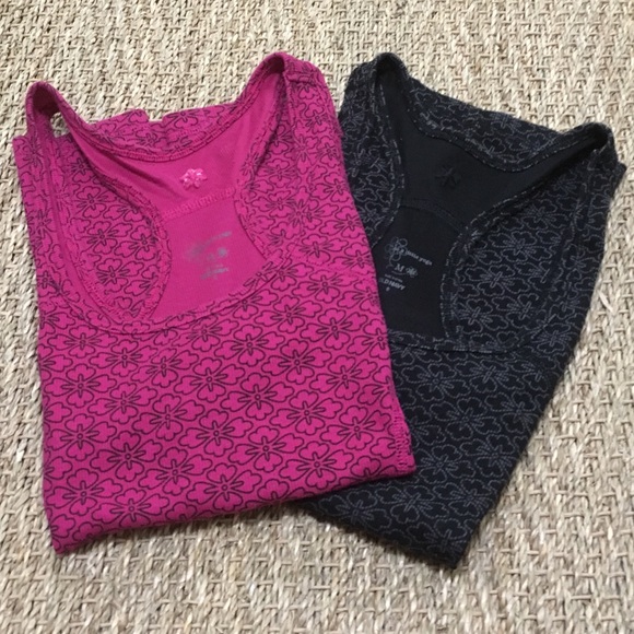 Old Navy Tops - EUC OLD NAVY Set of 2 Yoga Racerback Tops